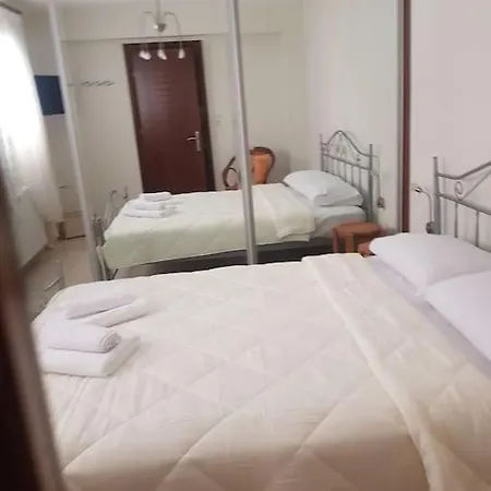 Holiday home A & G Nea Peramos (Macedonia)
